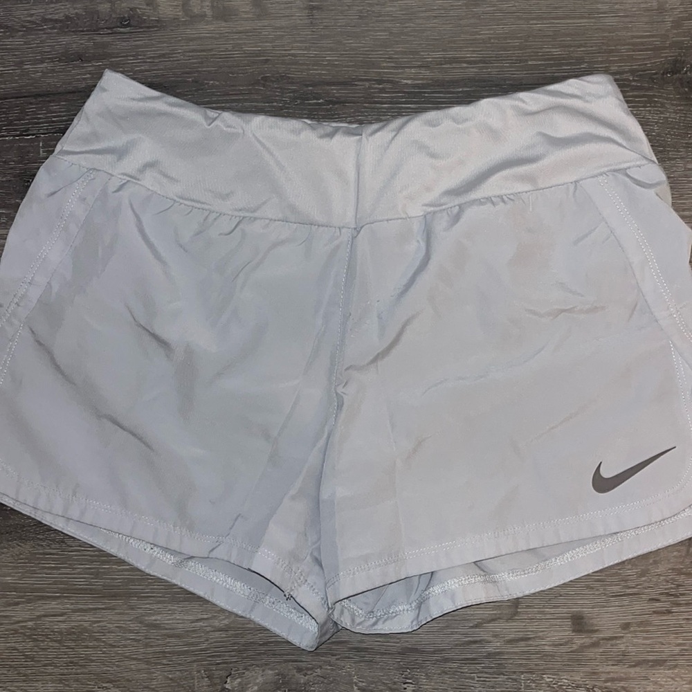 Women’s Nike Dri-Fit Athletic Shorts in Grey Size S